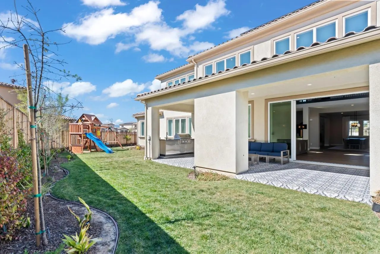 18600 Corte Arcangel