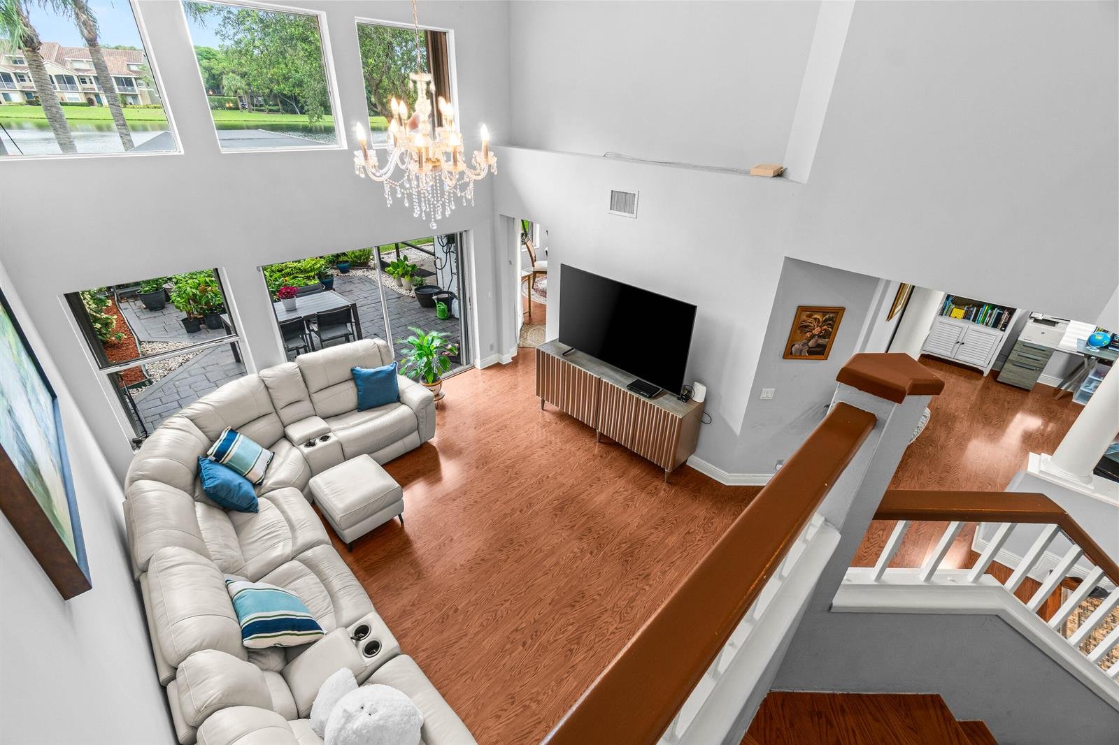 2011 NW 53rd St