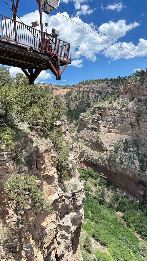 Exploring Cave of the Winds: Colorado’s Underground Adventure