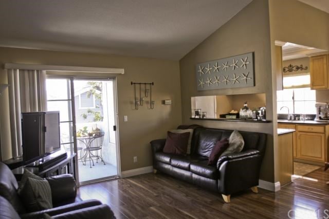 7841 Essex Dr #201