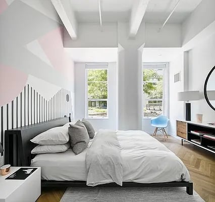 184 Kent Avenue C610