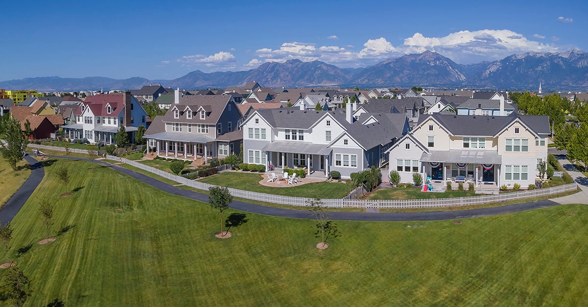 The Benefits of Buying a Home Near Parks and Green Spaces