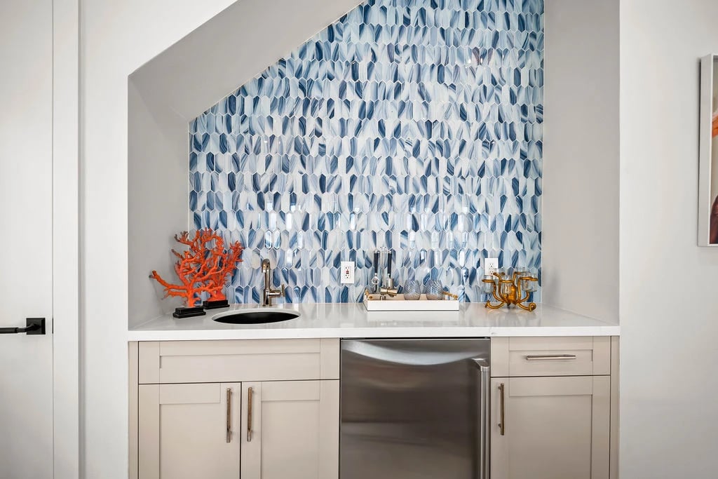 Coastline Drive - Custom Residence 