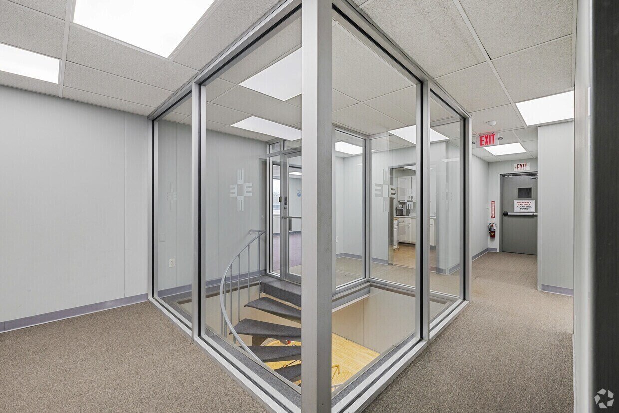 For Lease | 13,000 SF Two-Level Office Space | Prime Location Near I-95 & Downtown New Haven