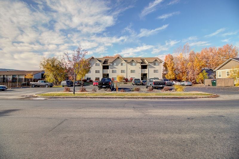 The Willows Apartments 