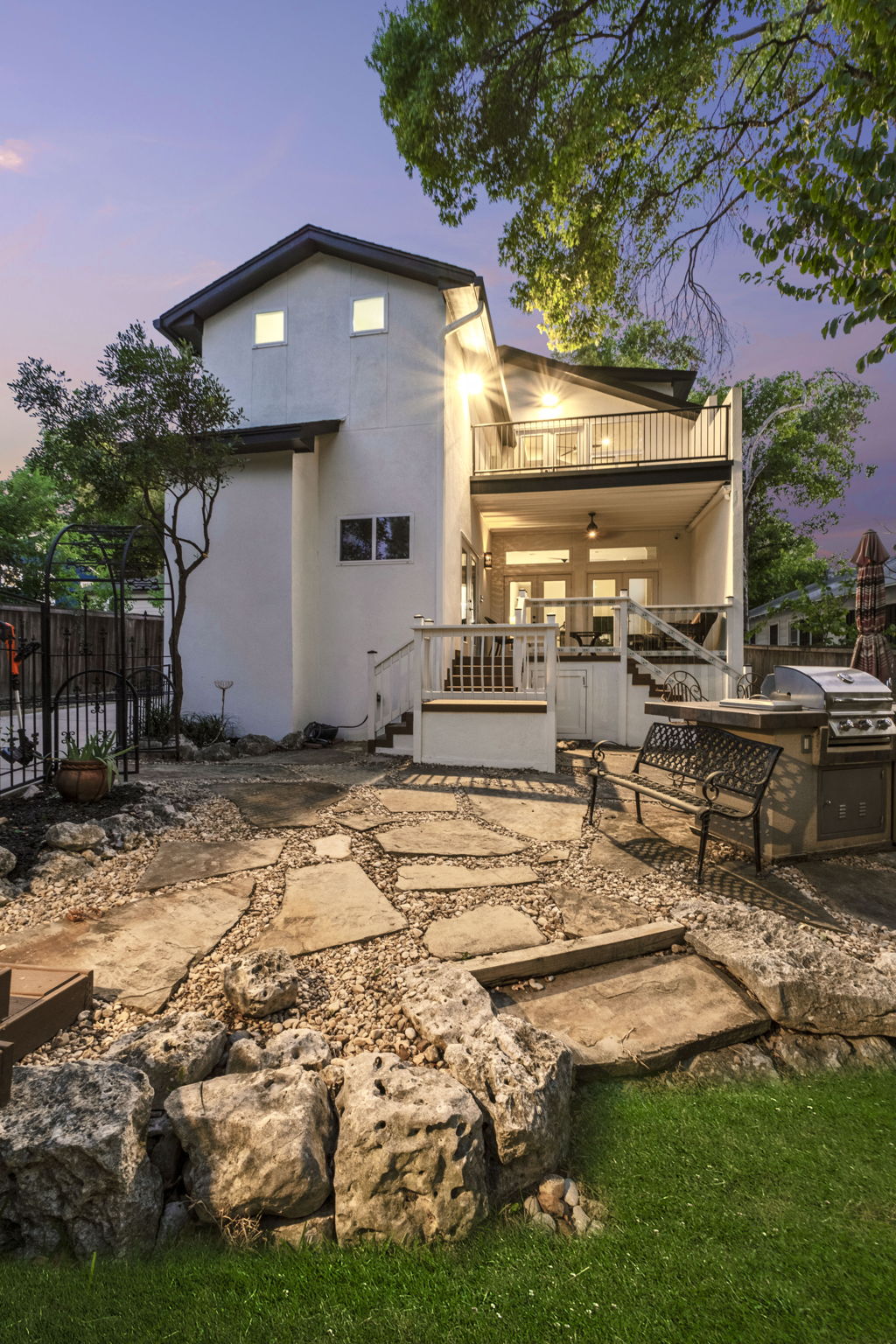 A Slice of Texas Charm in Alamo Heights