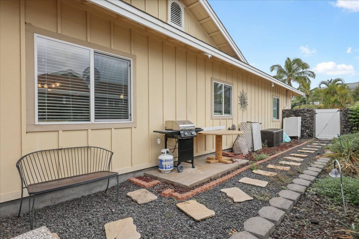 73-2802 Kaimalino Pl