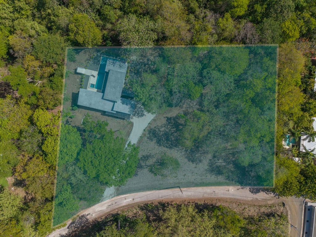 Casa Avalon |  New 4-Bedroom Home on 1.48-Acre Lot – Build 2 More Structures, Just Minutes from the Beach! 