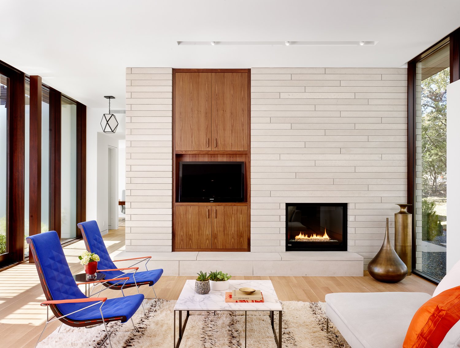 Alter Studio Modern Design