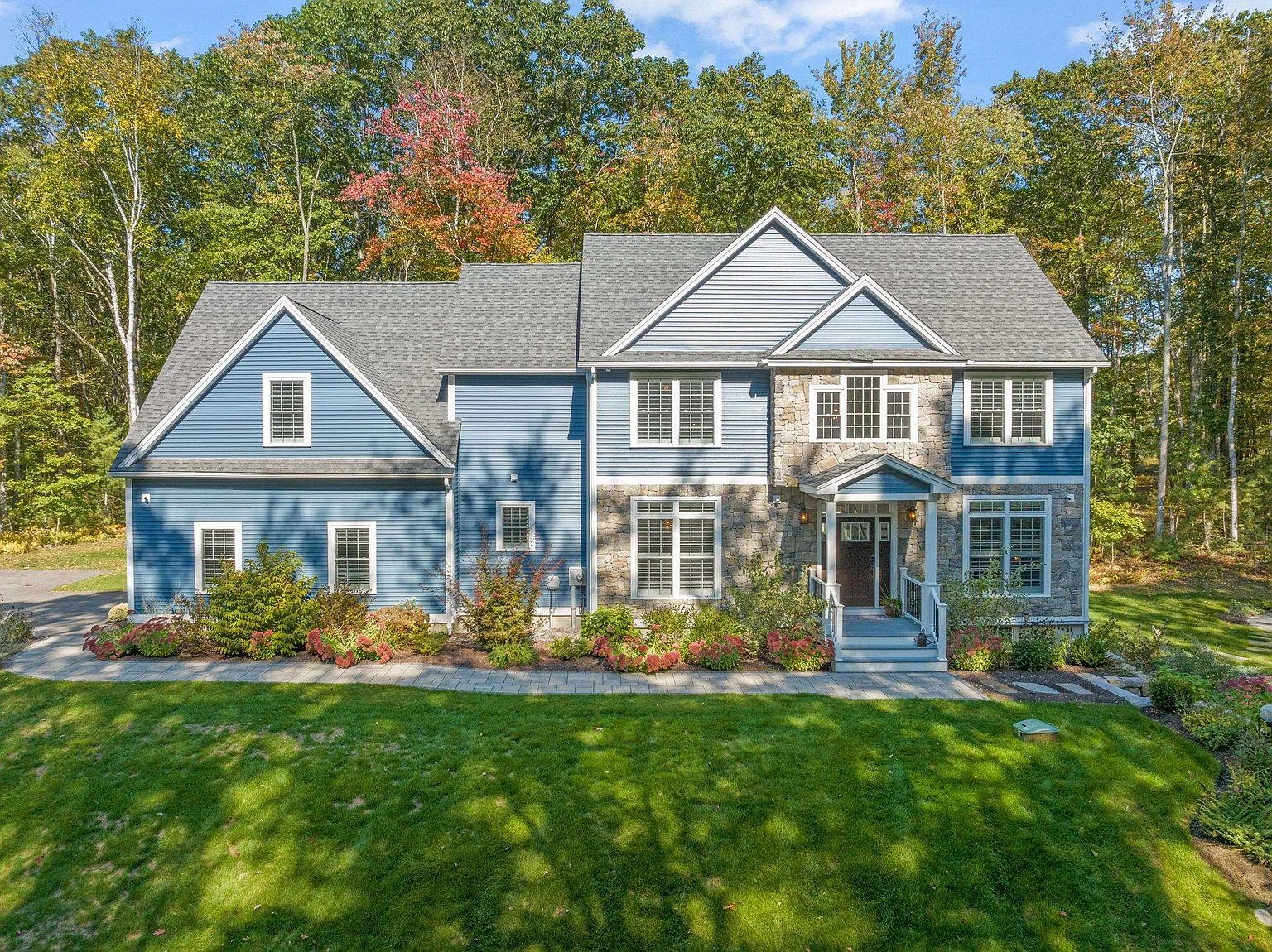 28 Singh Dr