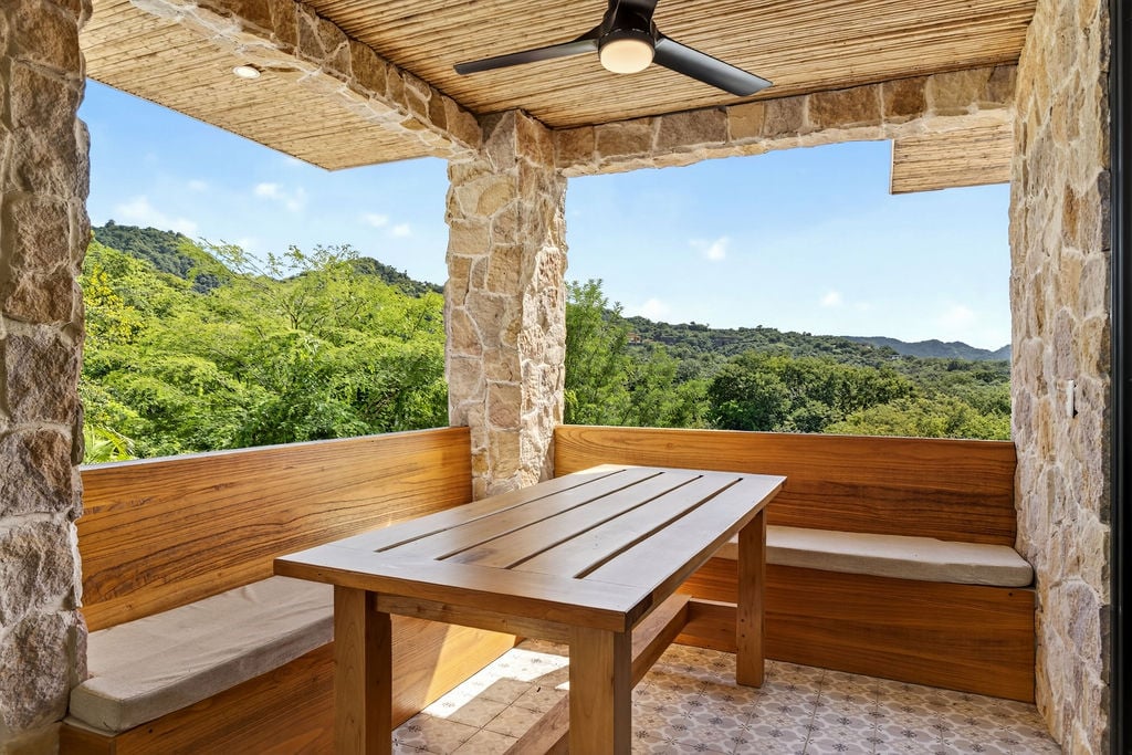 Casa Agave Azul | Contemporary 4-Bedroom Home with Detached Guest Casita in Playa Potrero