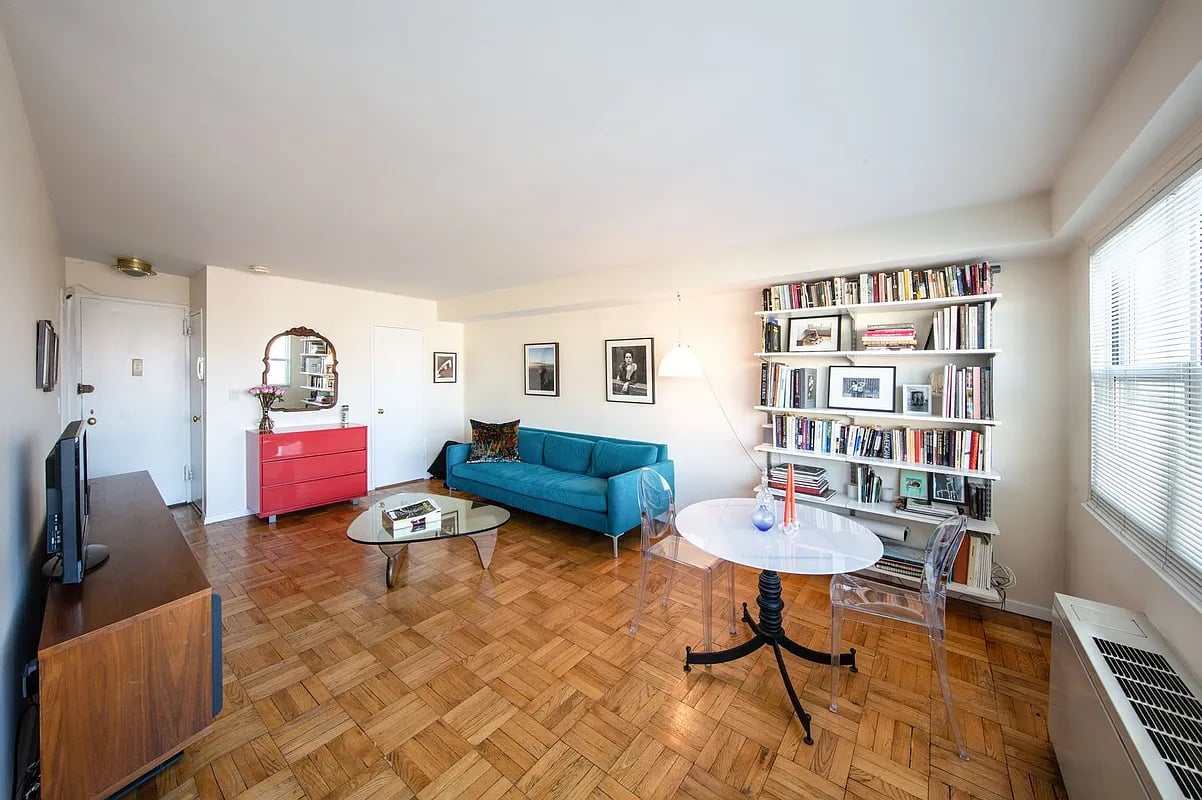 101 West 12th Street #17C