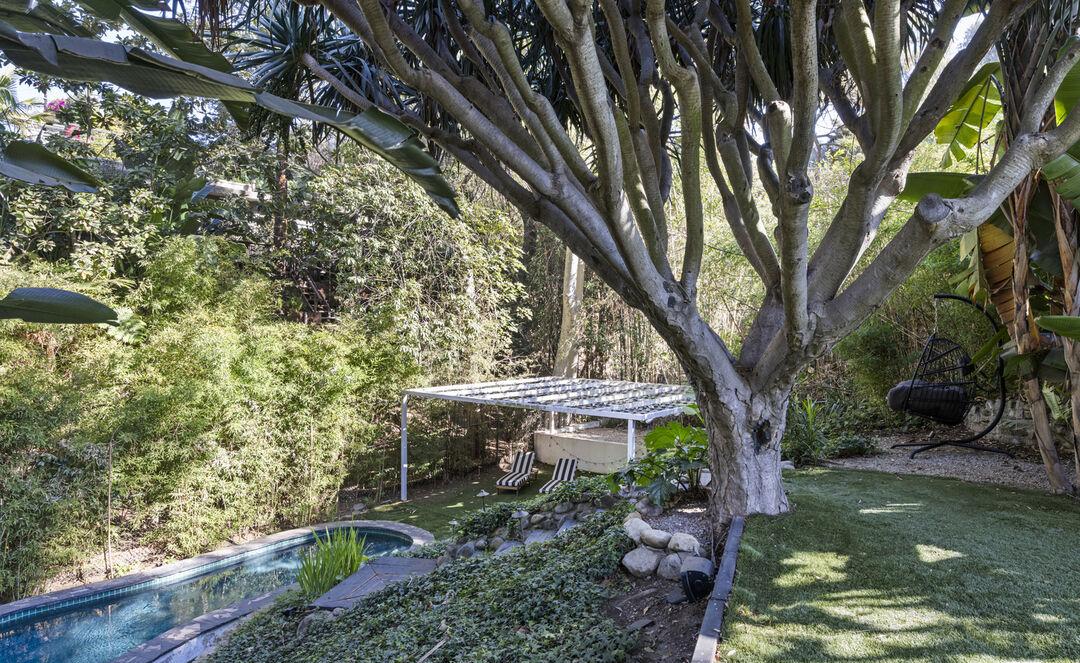 2936 La Castana Dr