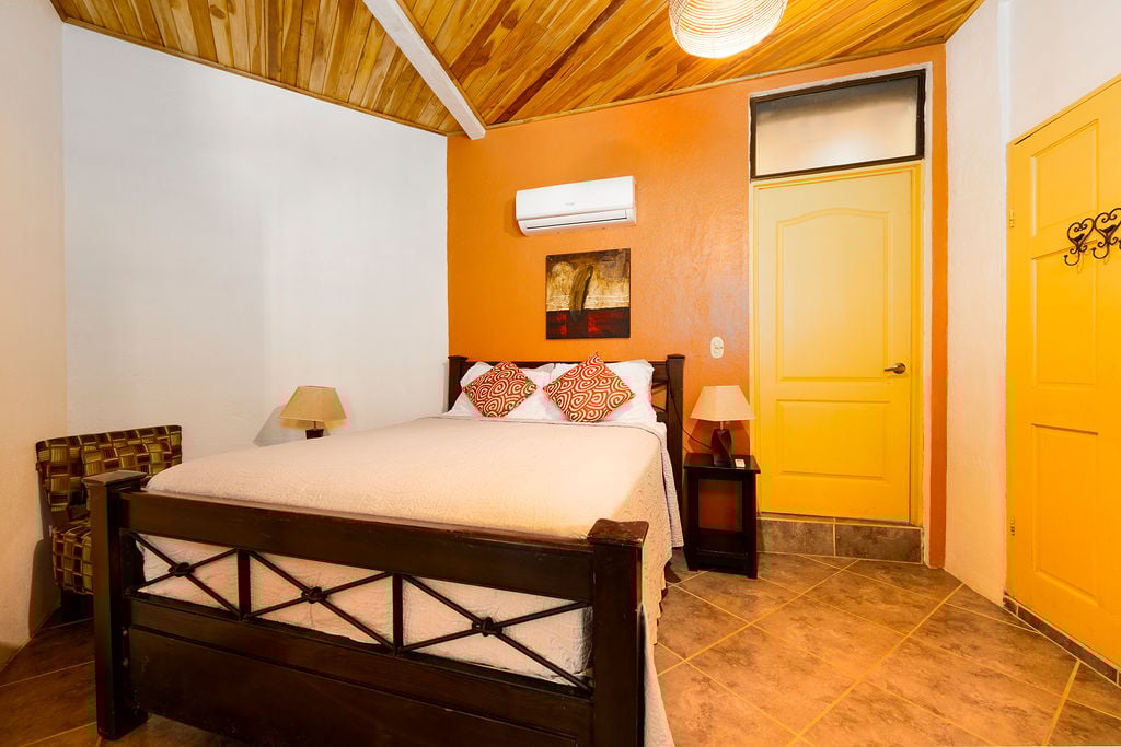 JUNGLE CREEK VILLAS AND CASA PURA VIDA – MANUEL ANTONIO