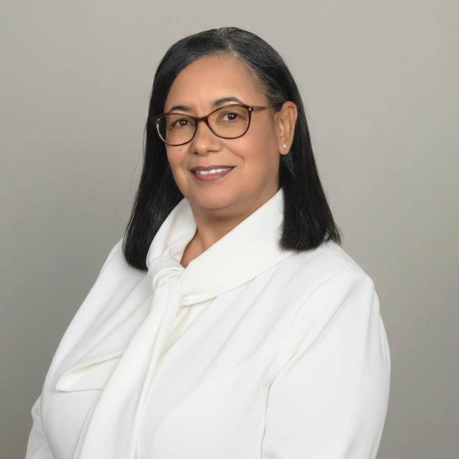 Wanda Gainey Lillington, NC Real Estate Agent Headshot