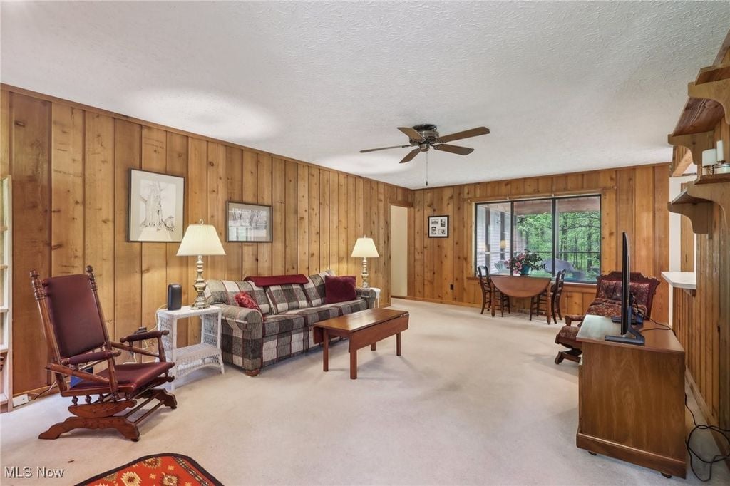 9110 Bernwood Ct
