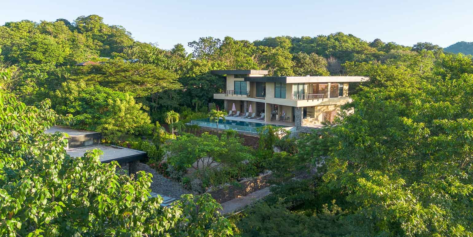 Dos Monitos | Luxury Oceanview Compound Near Playa Grande