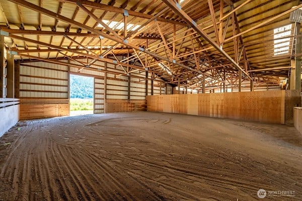 3086 Standard Rd, Deming, WA 98244