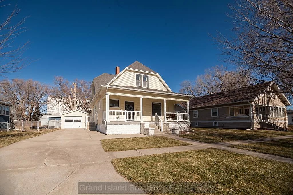 609 I St