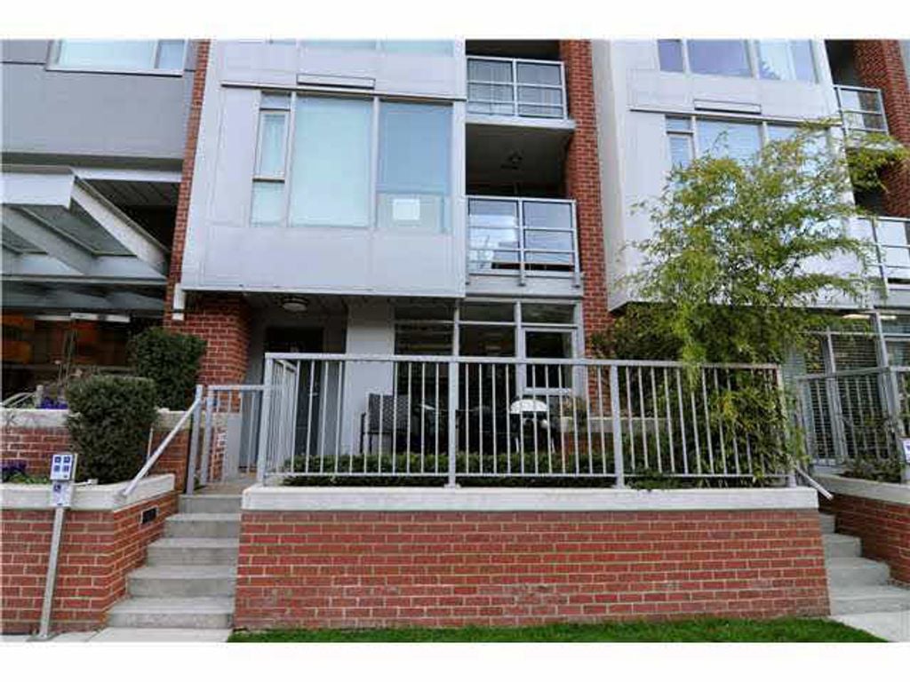1131 Homer St