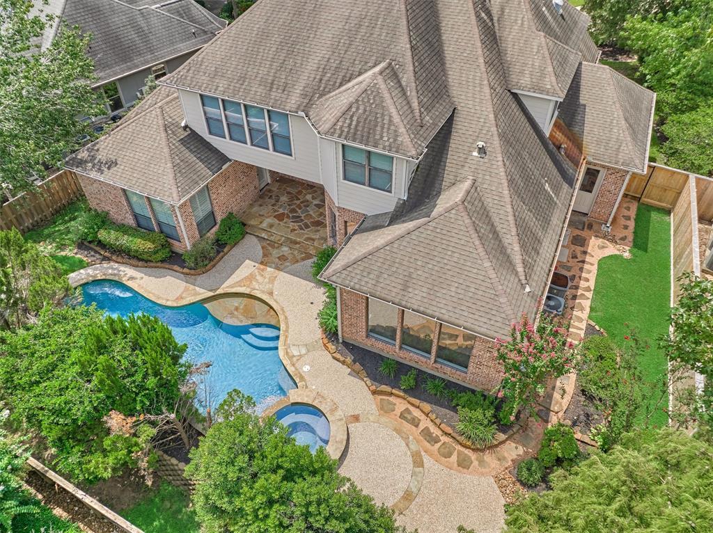 22 English Heather Pl