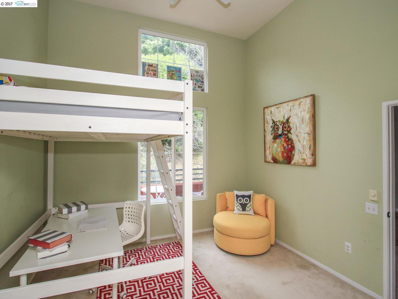 220 Caldecott Ln, #310