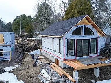 1111 Lakeshore Dr