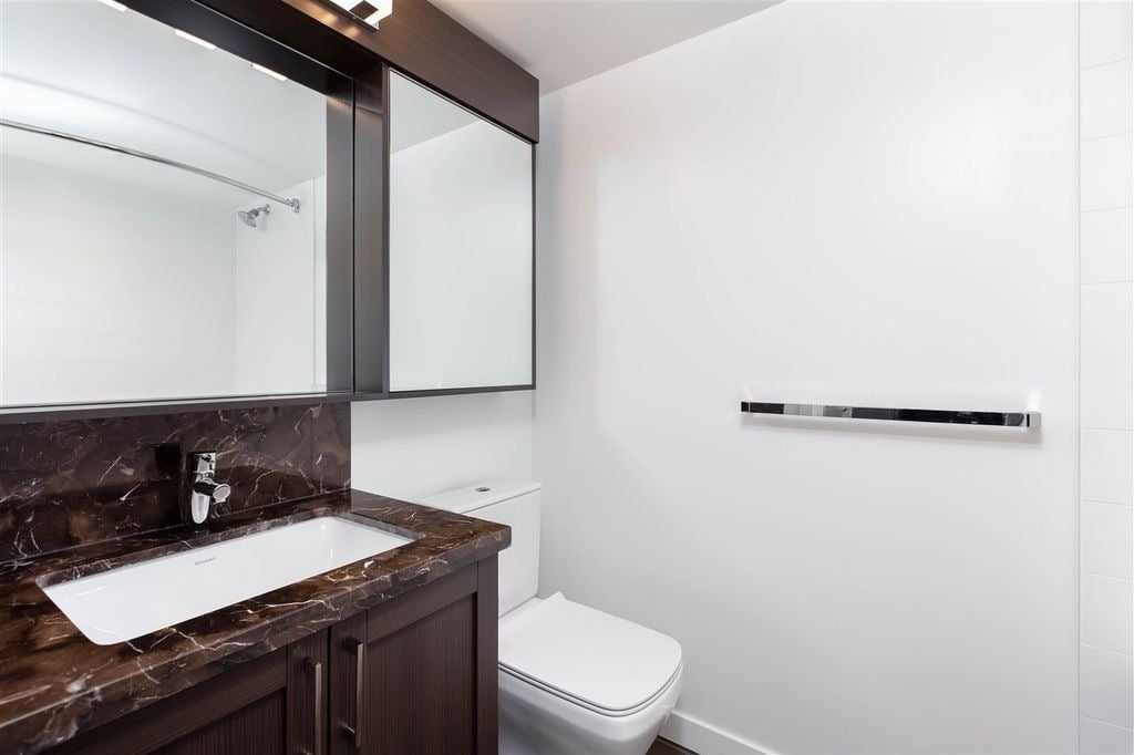5470 Ormidale St, #1807