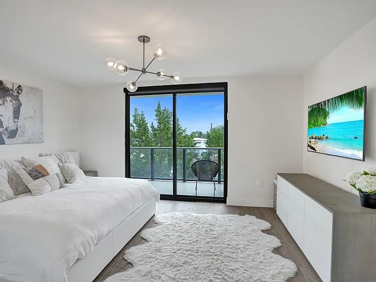 3030 N Ocean Blvd #S101