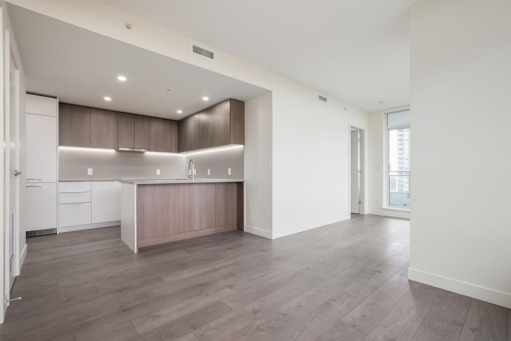 13318 104th Ave, #1608