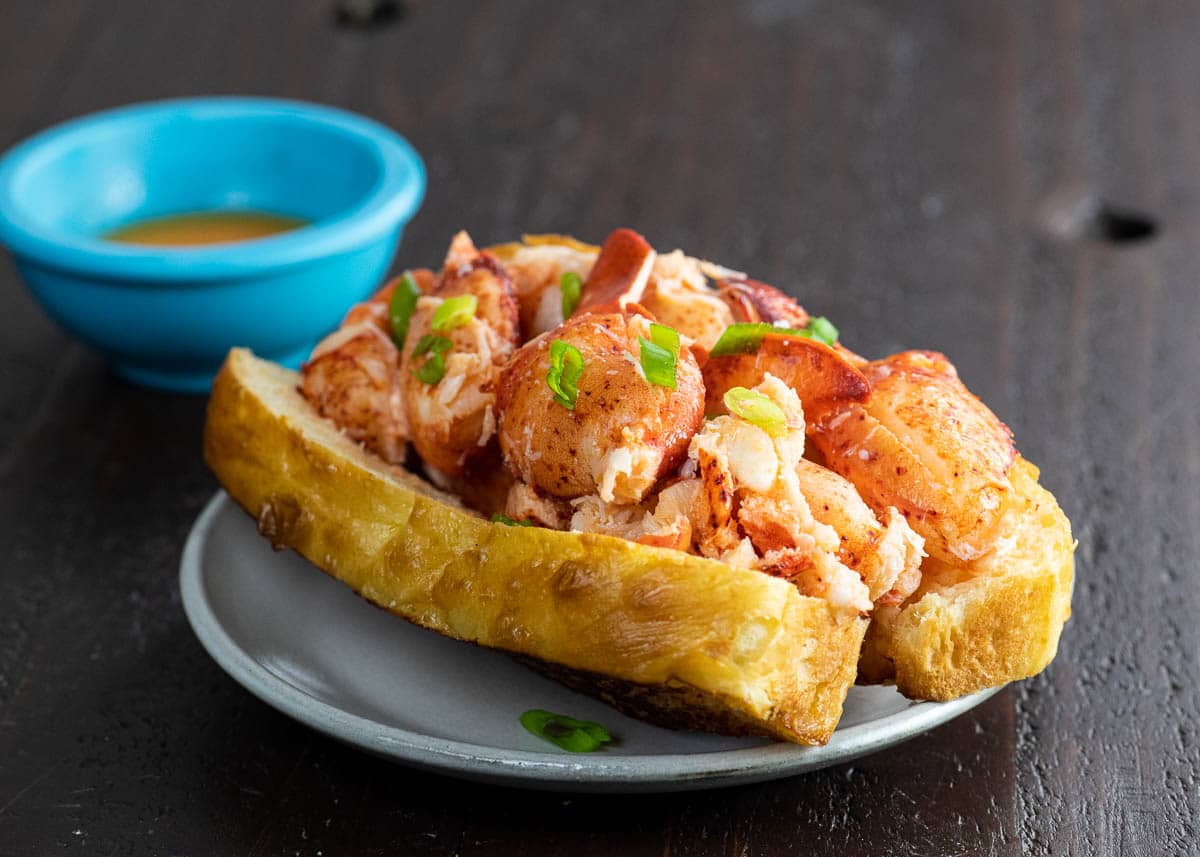 Summer 2025 Lobster Roll Guide for Connecticut