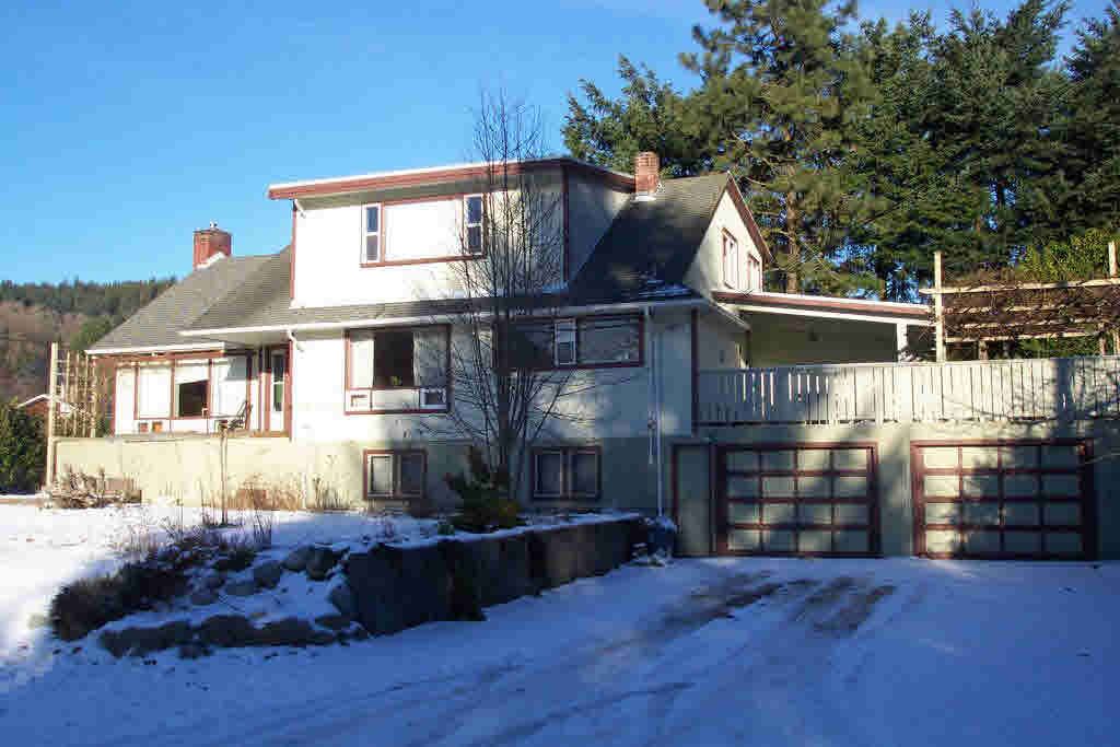 2000 Maple Dr
