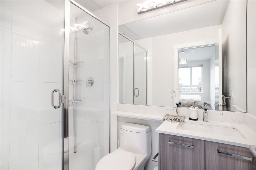 1306 5th Ave, #208