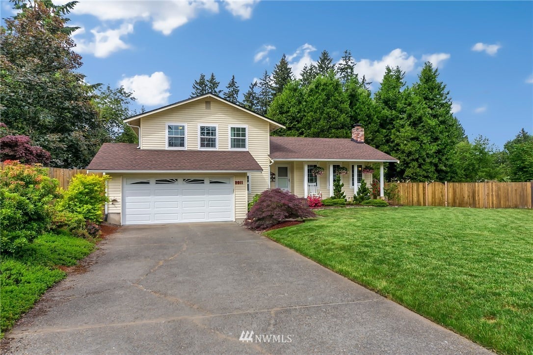 8911 NE 142nd Way