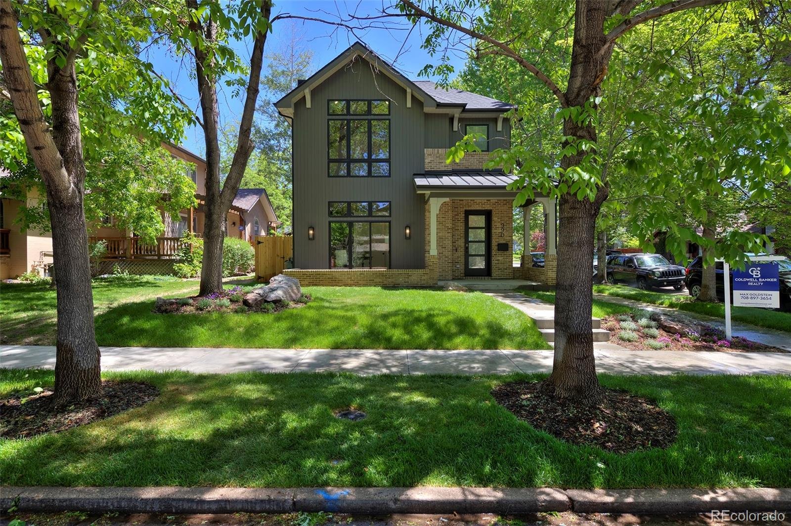 990 S High St