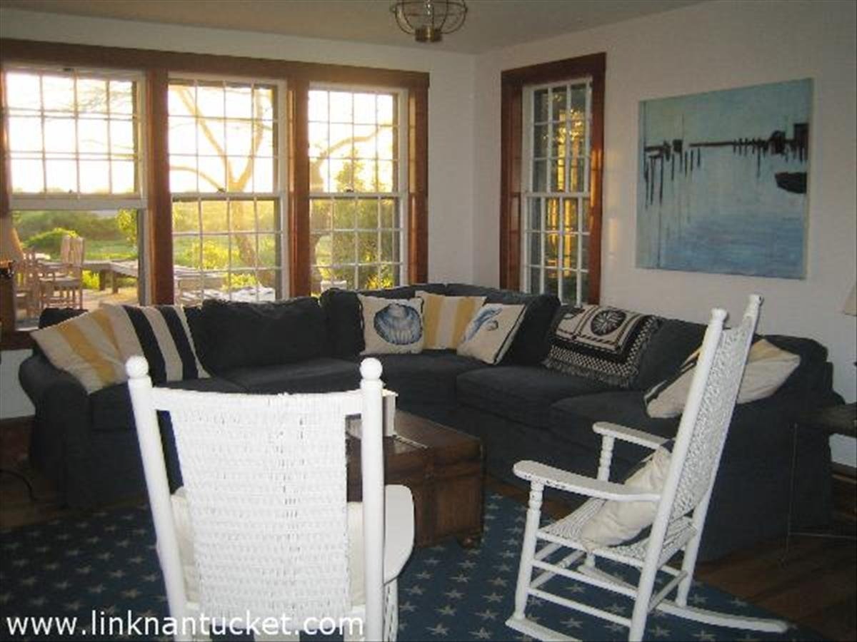 21 R Madaket Rd
