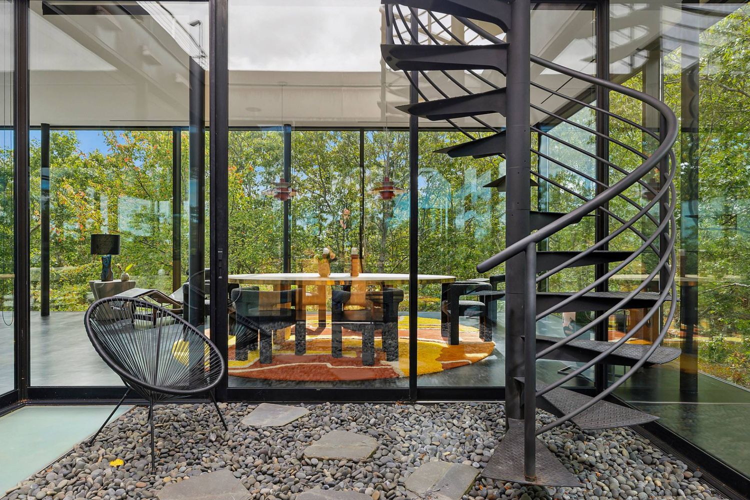 HAMPTONS ARTIST RETREAT BY NOTABLE ARCHITECT ON NEARLY 10 ACRES