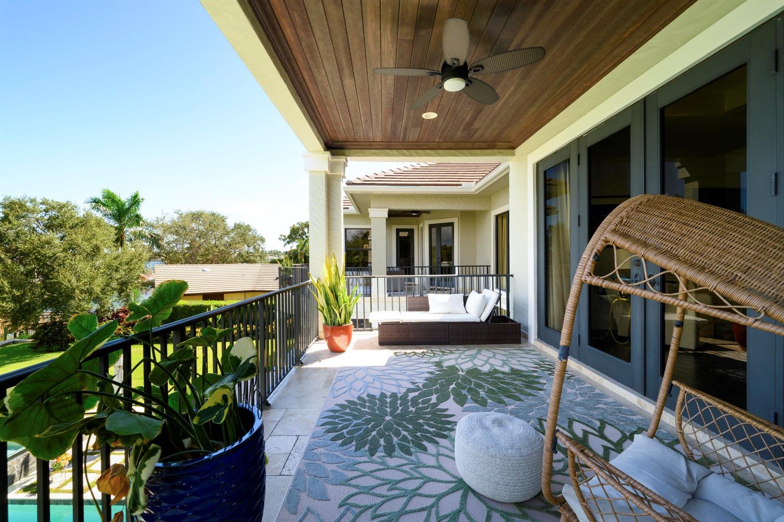 1950 Portage Landing N