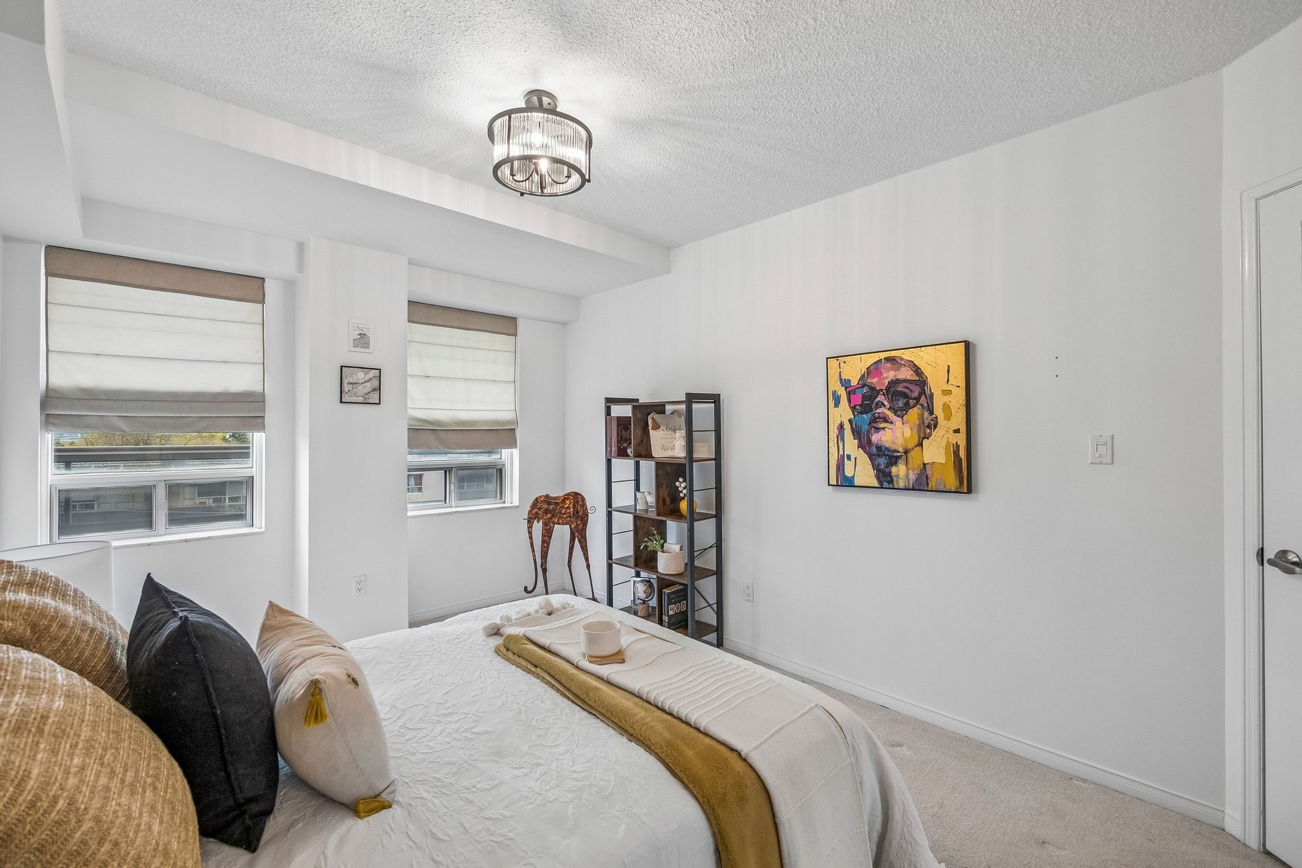 1818 Bayview Avenue #605