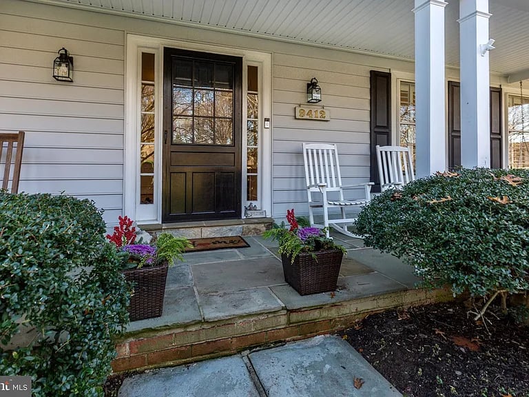 9412 Winterset Drive