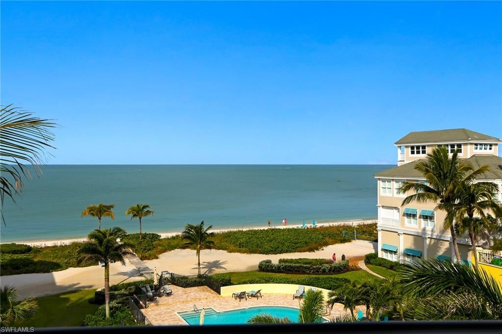 Barefoot Beach