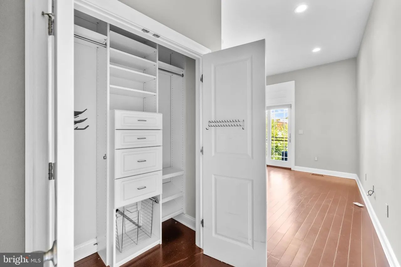 151 V St NW #4