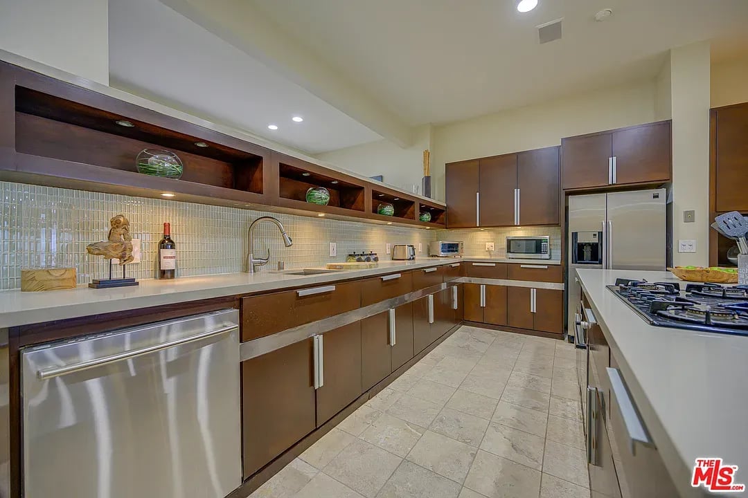 4007 Ocean Front Walk