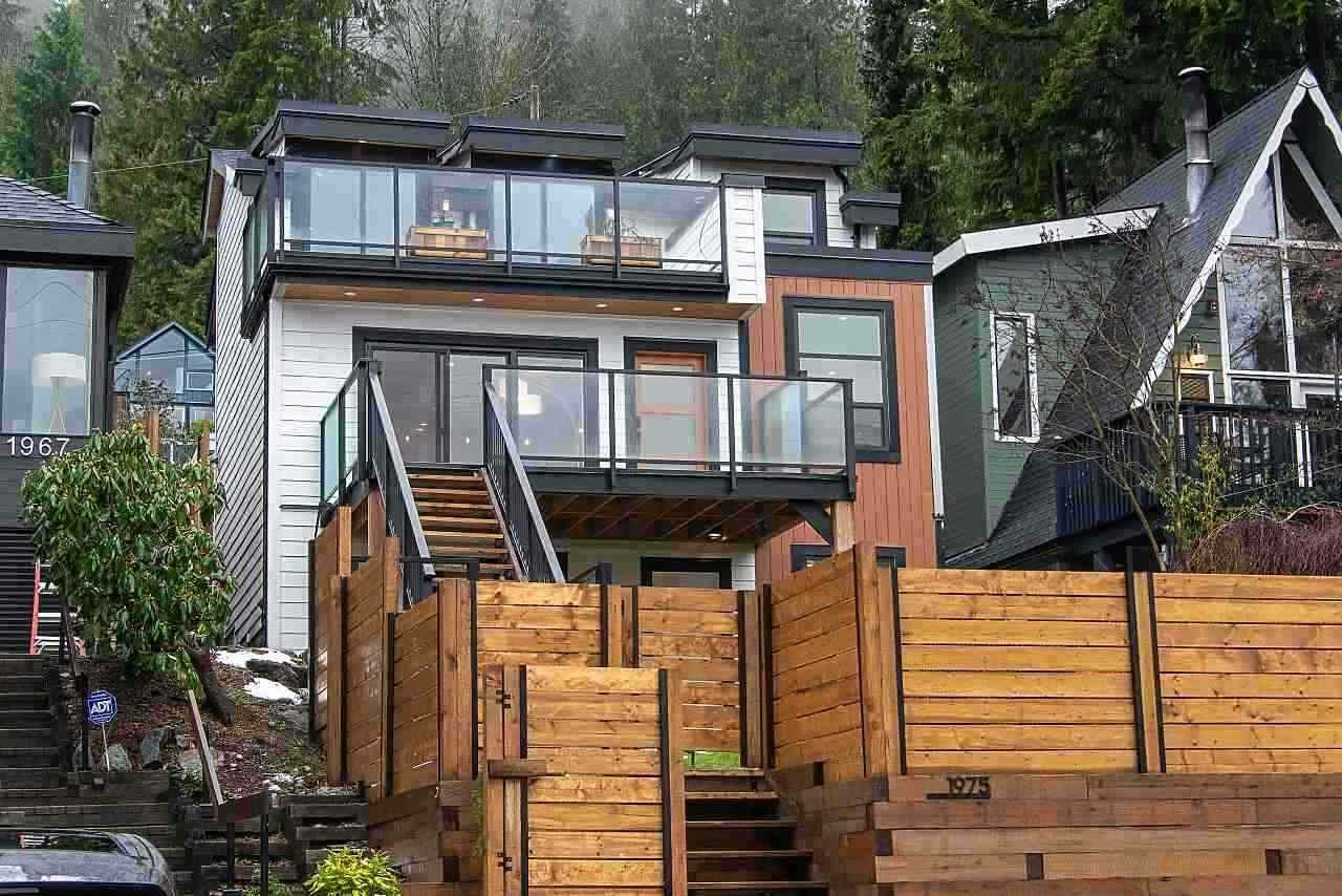 1975 Deep Cove Rd
