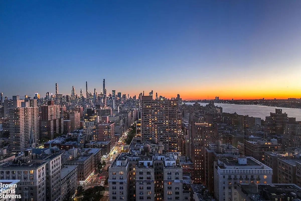 245 W 99th St, APT 27B - In Contract