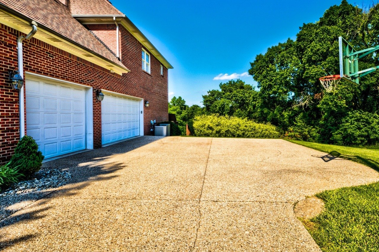 6111 Hensley Rd