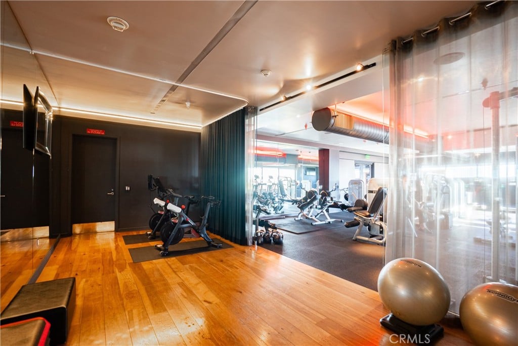 6250 Hollywood Blvd, #14F