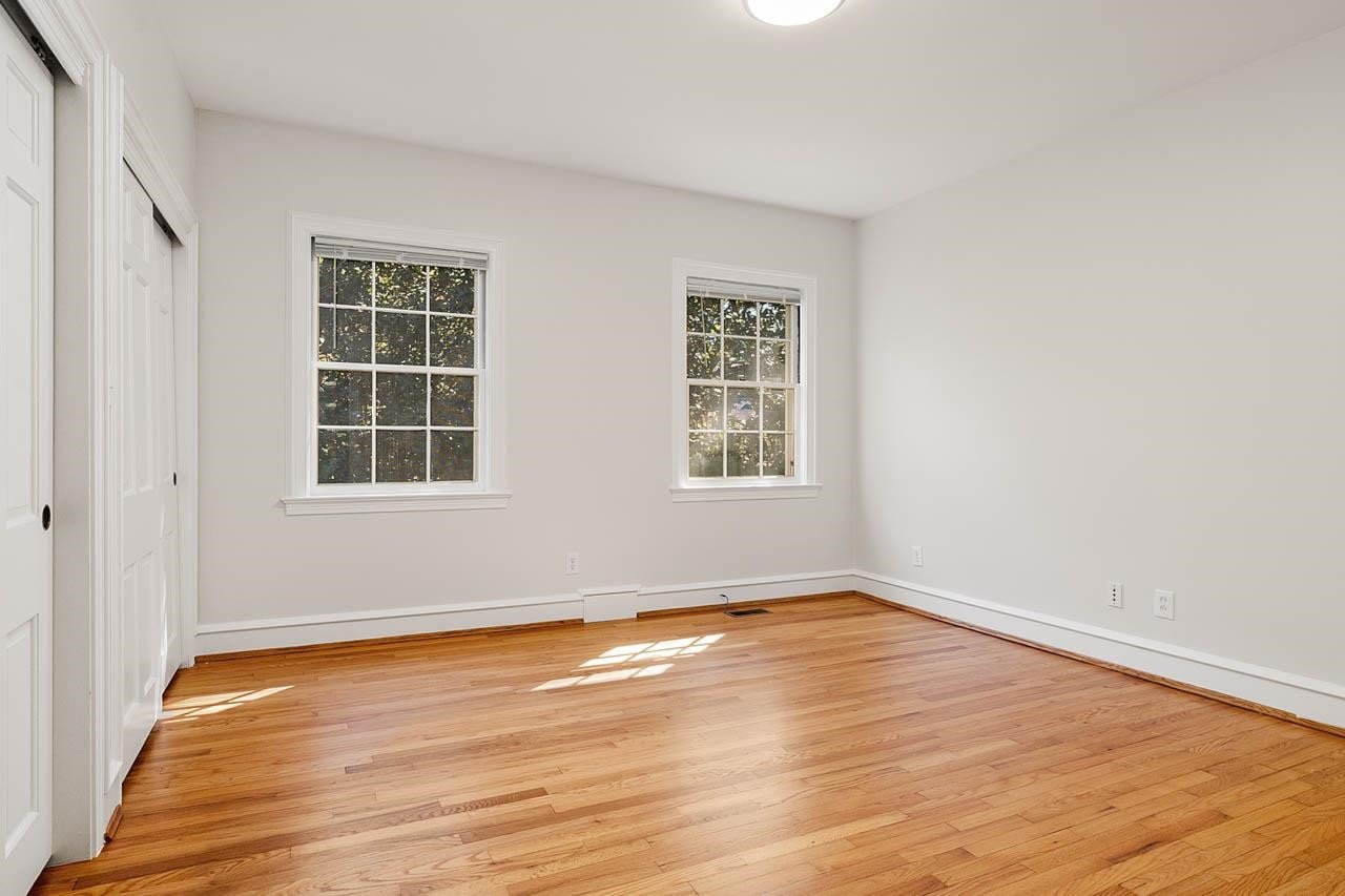 803 Greenwood Rd