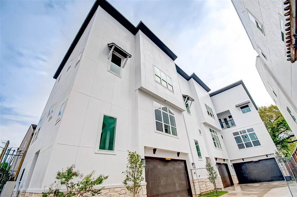 Harmony Bayou homes in Houston, Texas