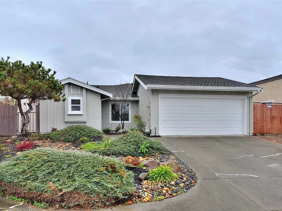 2118 Grackle Ct